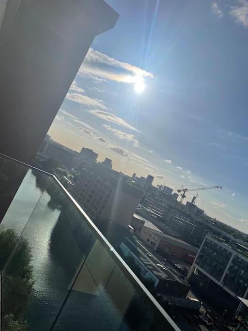City Centre Penthouse Canal Views Manchester Buitenkant foto
